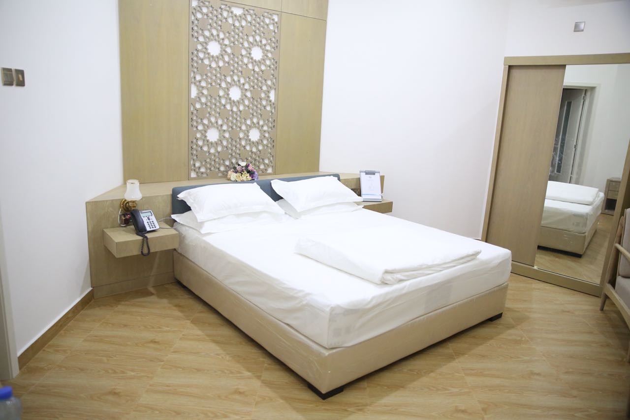 Deluxe Suite